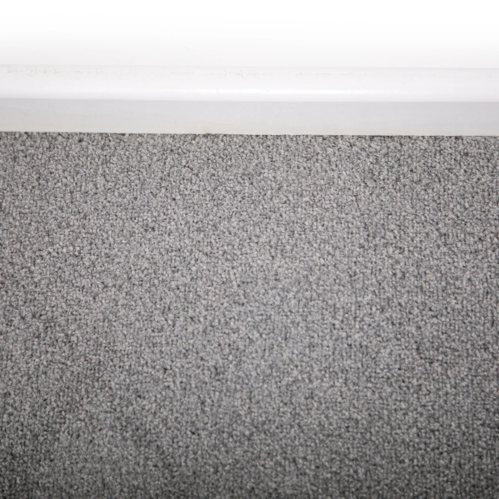 Orchid Shade Soft Twist Carpet - Image 2