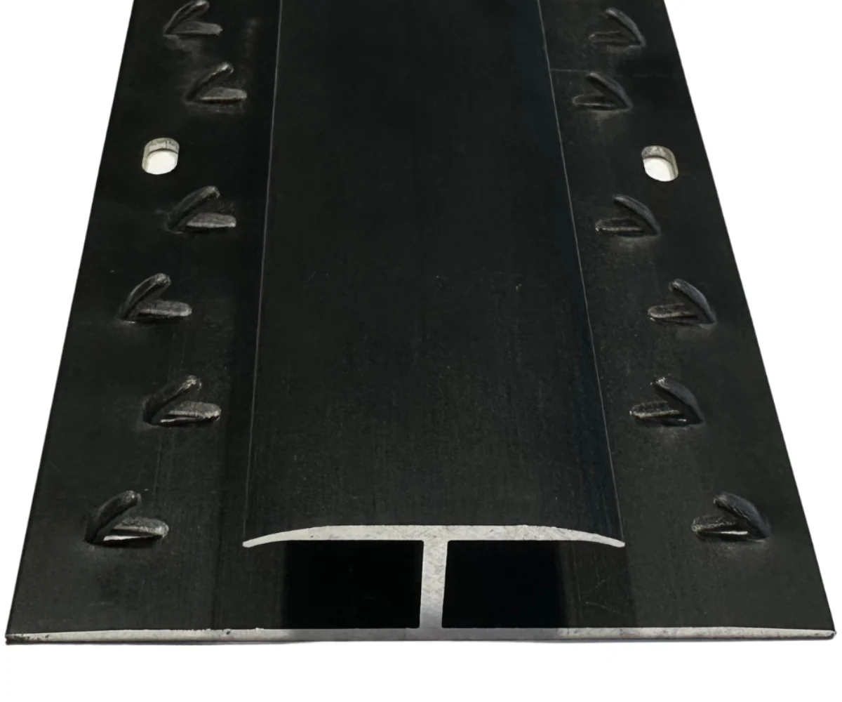 Prestige Dual Edge - Carpet to Carpet Doorway Trim Strip Gripper - Image 5