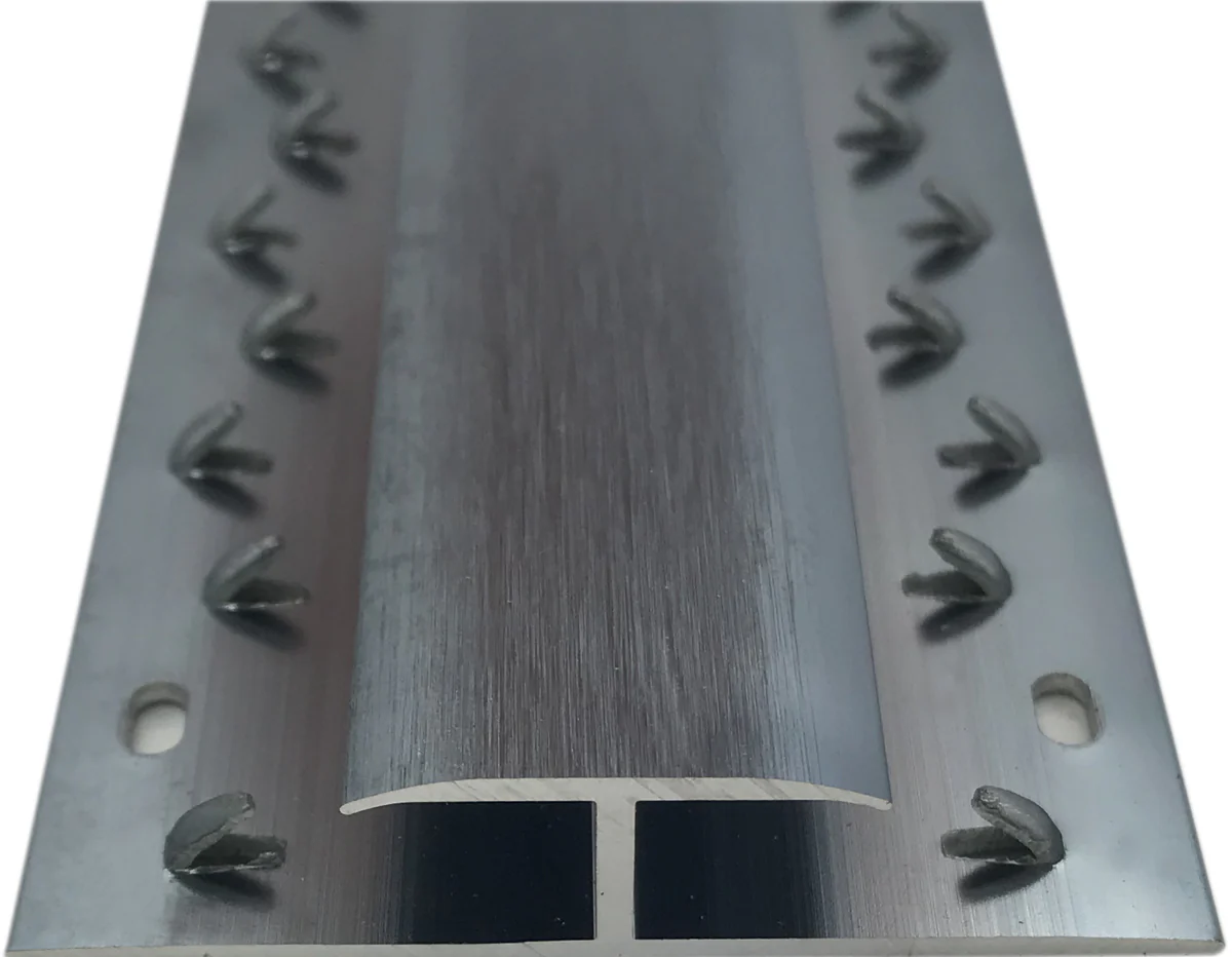 Prestige Dual Edge - Carpet to Carpet Doorway Trim Strip Gripper - Image 6