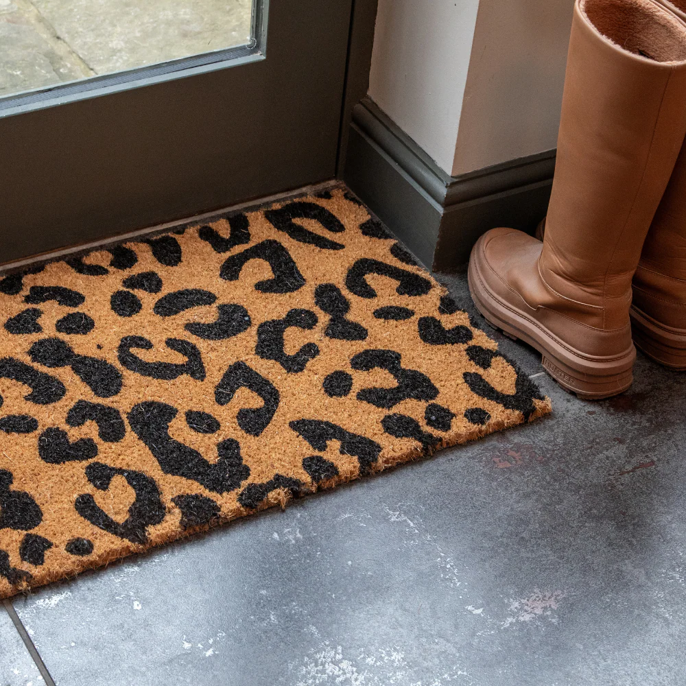 Printed Novelty Leopard Print Coir Door Mat 45cm x 75cm - Indoor and Sheltered Outdoor Use - Image 3