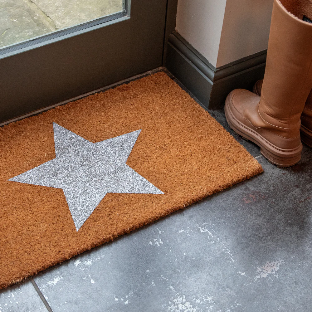 Printed Novelty Star Coir Door Mat 45cm x 75cm - Indoor and Sheltered Outdoor Use - Image 3