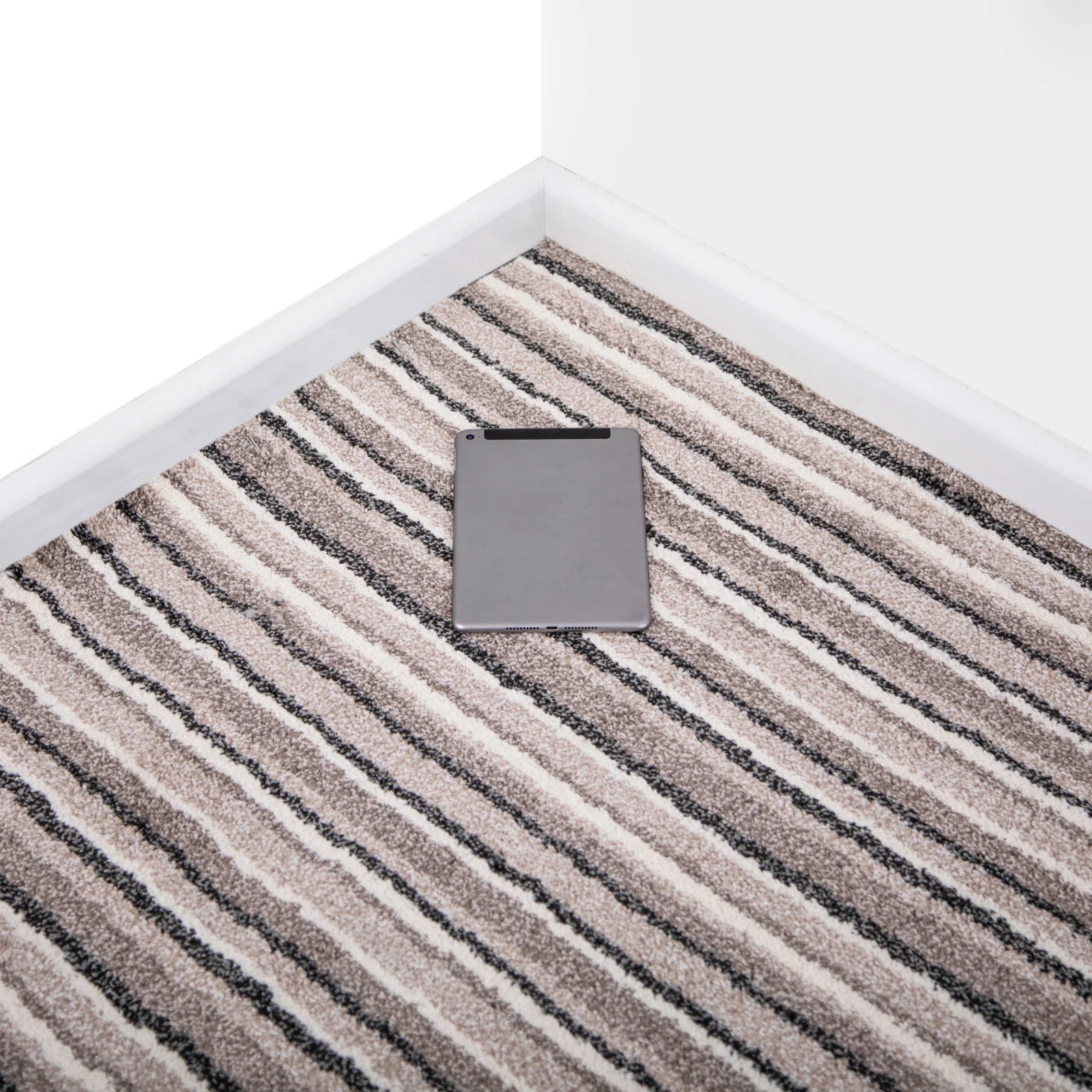 Stripy Seaside Rock Shade Luxury Thick Soft Saxony Carpet