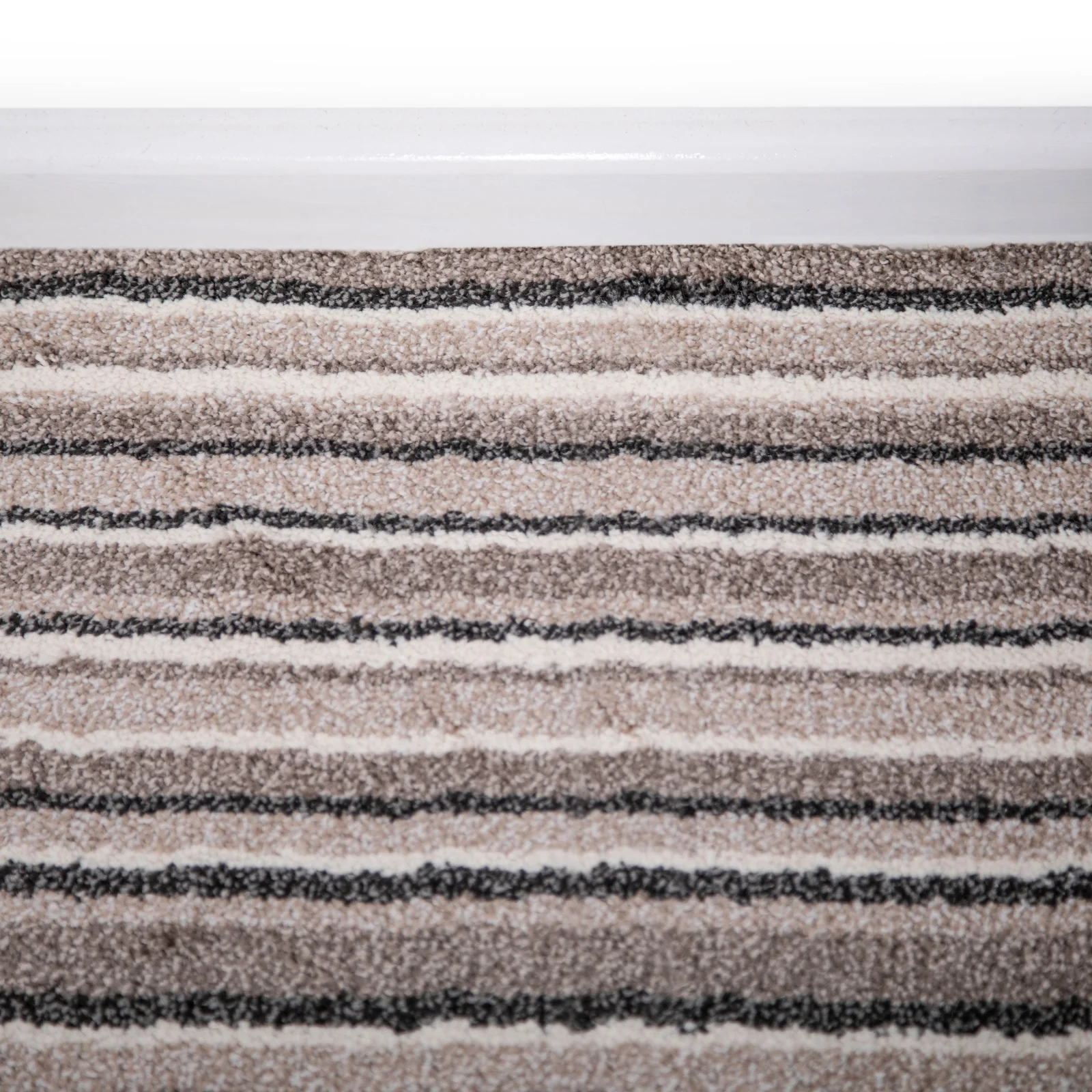 Stripy Seaside Rock Shade Luxury Thick Soft Saxony Carpet - Image 2