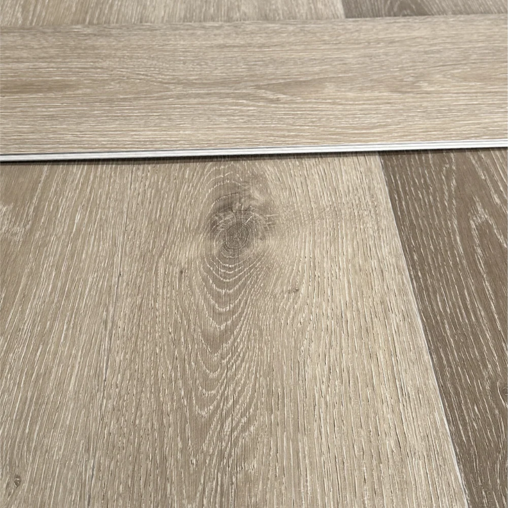 Warm Aspen Oak Luxury SPC Click Plank Flooring - Built-In Underlay Already Installed - 5.2mm Thick - Image 2